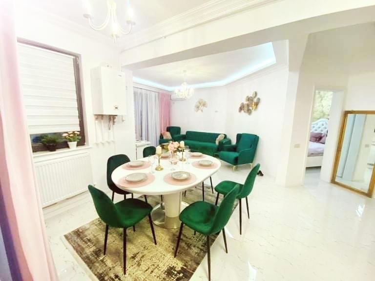 Grazzia Deluxe Apartments Năvodari Екстериор снимка