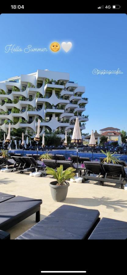 Grazzia Deluxe Apartments Năvodari Екстериор снимка