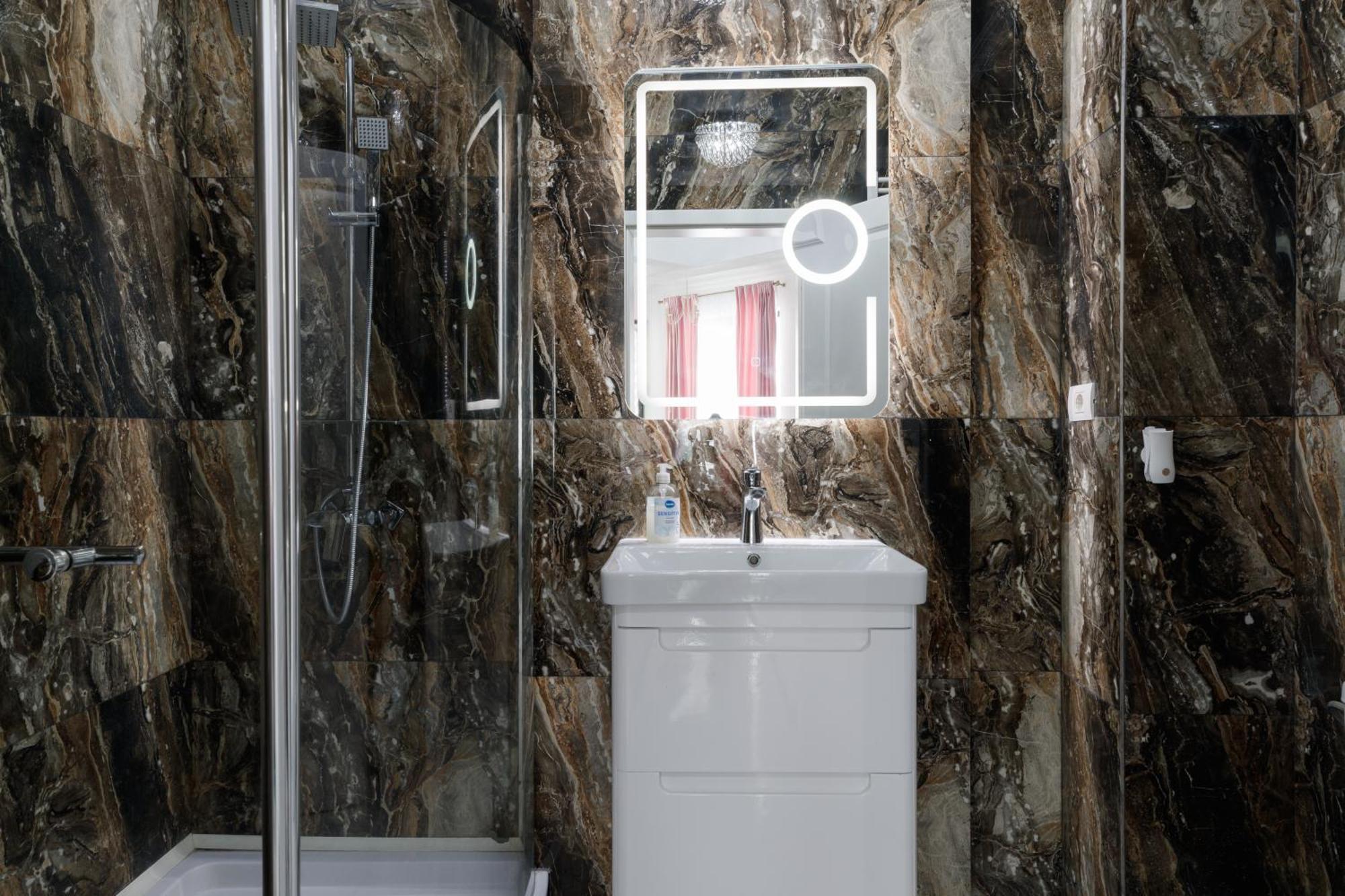 Grazzia Deluxe Apartments Năvodari Екстериор снимка