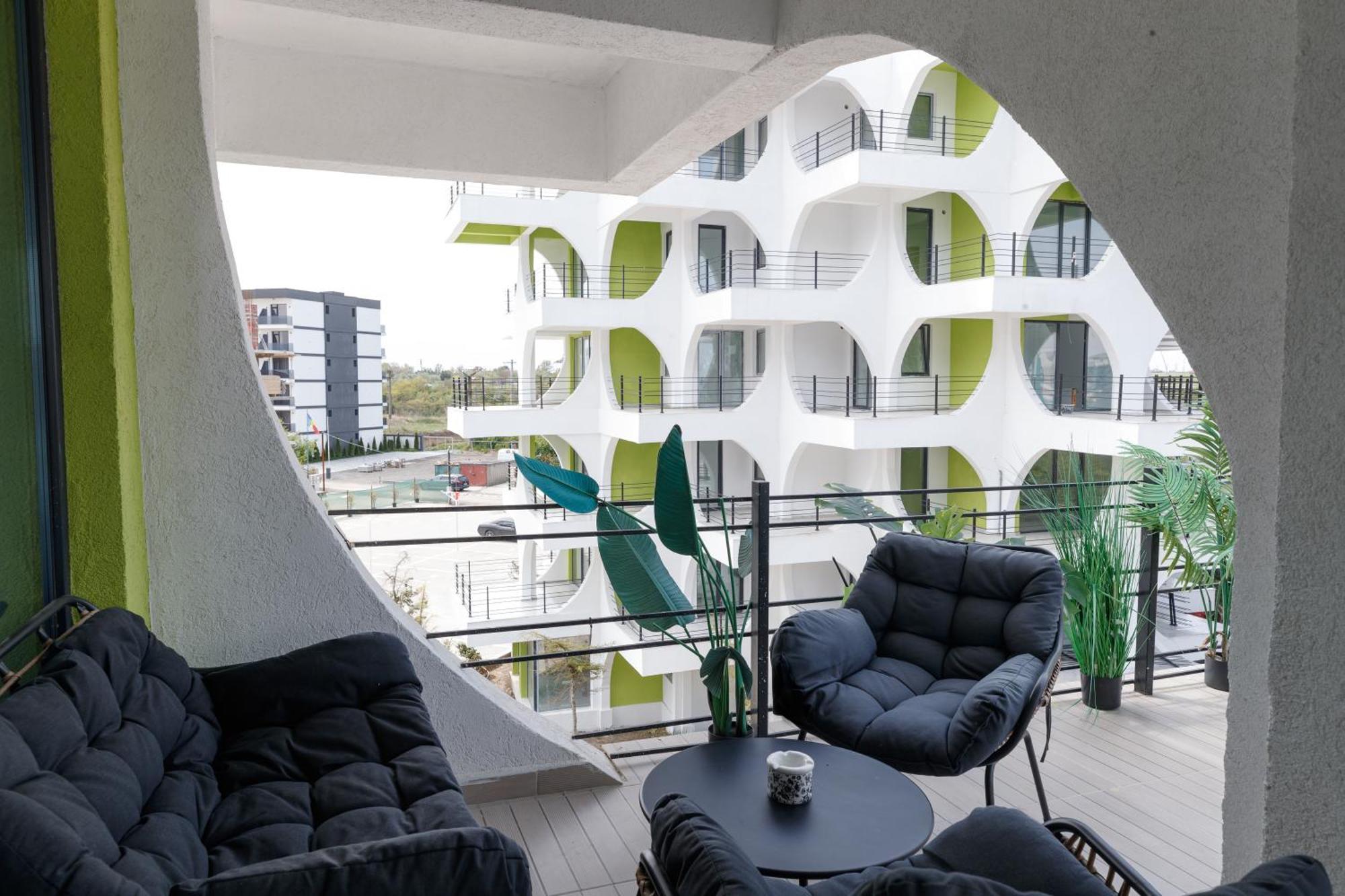 Grazzia Deluxe Apartments Năvodari Екстериор снимка